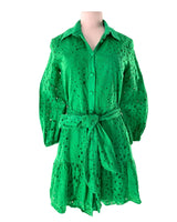 Vestido abotonado en ojalillo