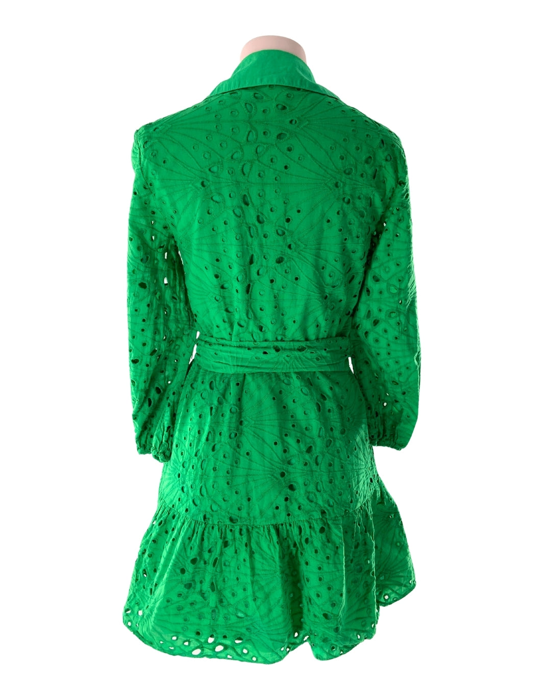 Vestido abotonado en ojalillo