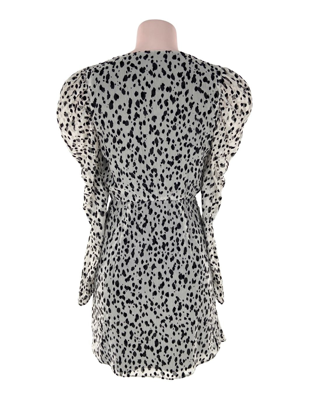 Vestido mangas traslucidas