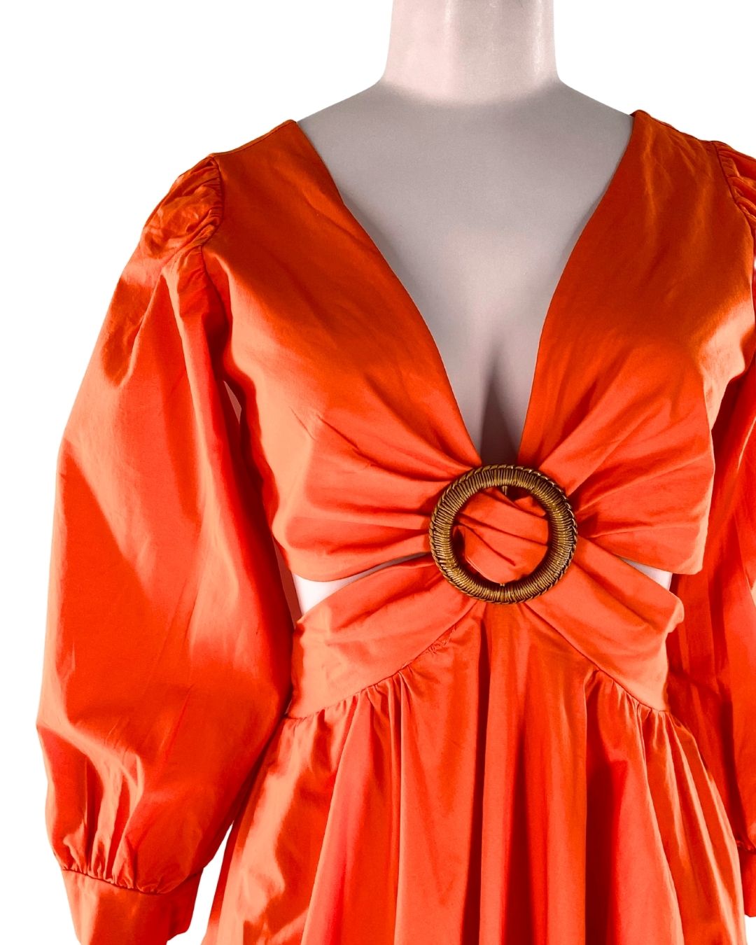 Vestido estructurado anudado