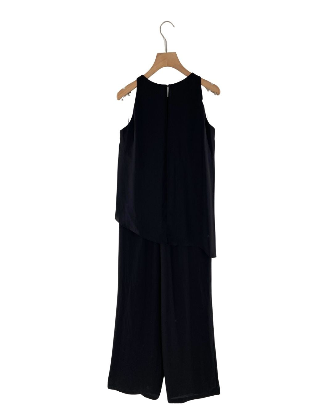 Enterizo sleeveless con capa