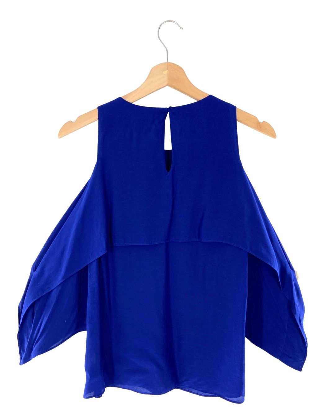 Blusa manga 3/4 cut out