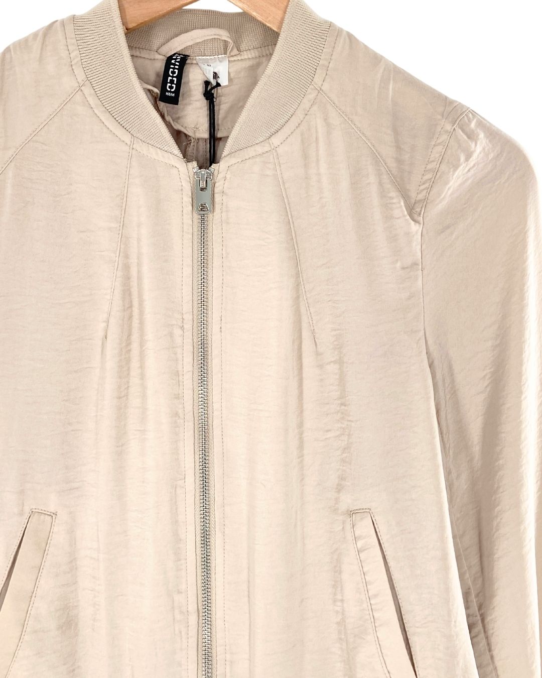 Chaqueta bomber satinada