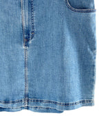Falda mini en denim con forro