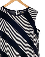 Vestido a franjas diagonales