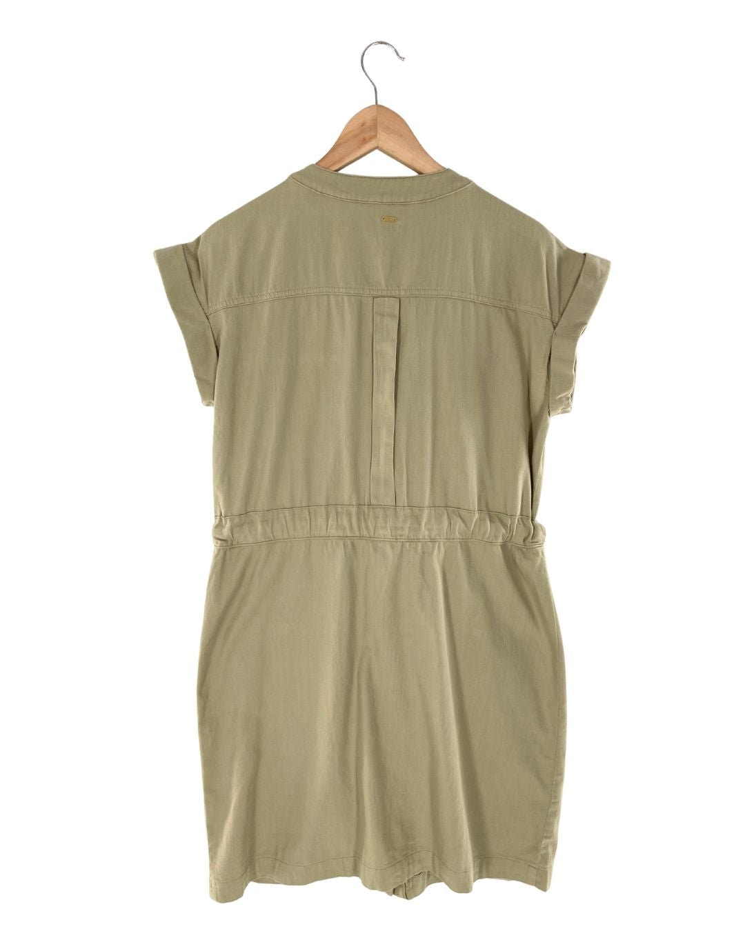 Vestido cargo anudado