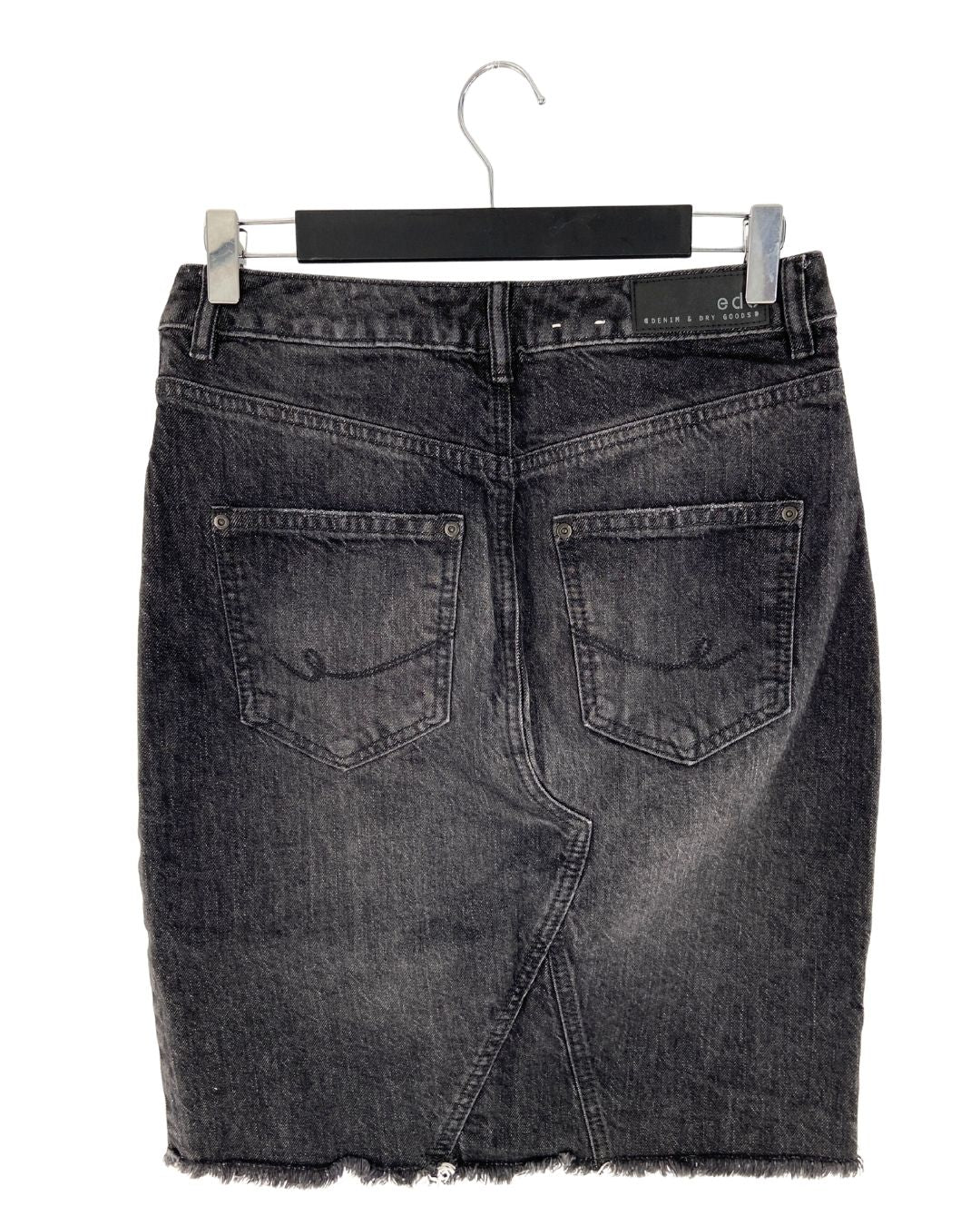 Falda midi en denim rigido