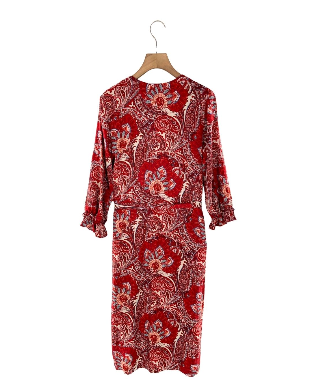 Sobretodo con print y cinturon