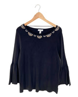 Saco tejido con recamado