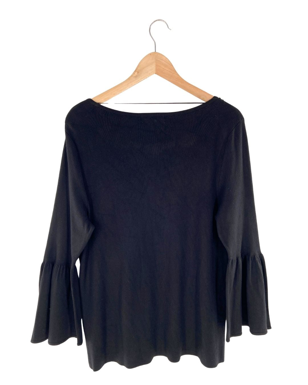 Saco tejido con recamado