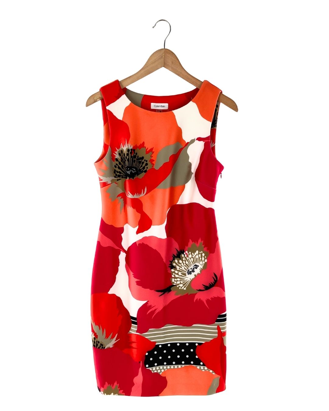 Vestido sleeveless en scuba