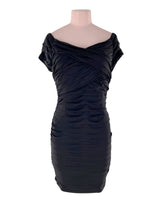 Vestido off shoulder drapeado