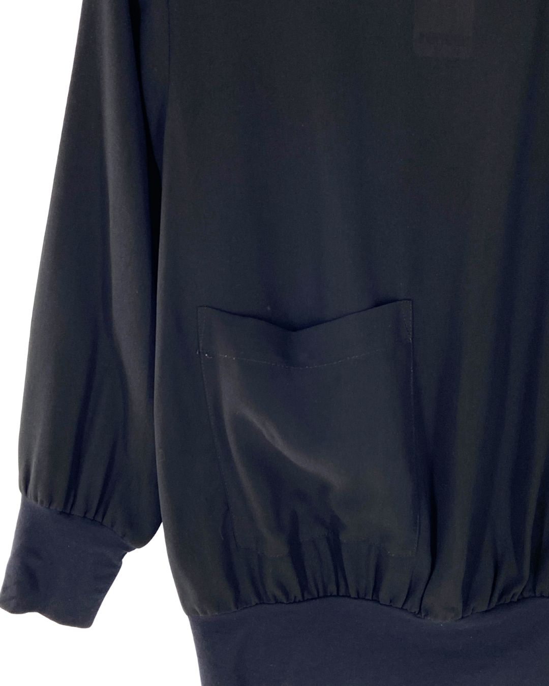 Blusa traslucida manga larga