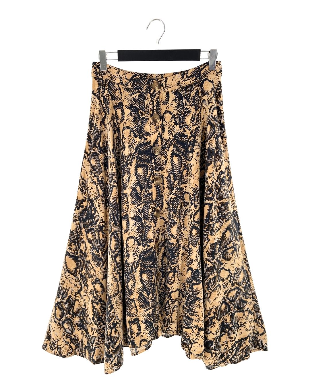 Maxi falda abotonada corte A