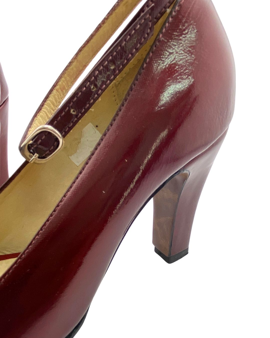 Zapatos de tacon cerrados