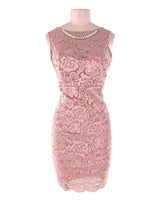 Vestido en encaje floral