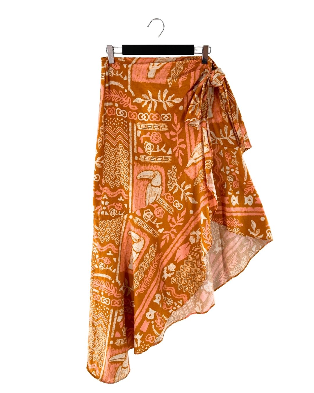 Top de tiras y falda