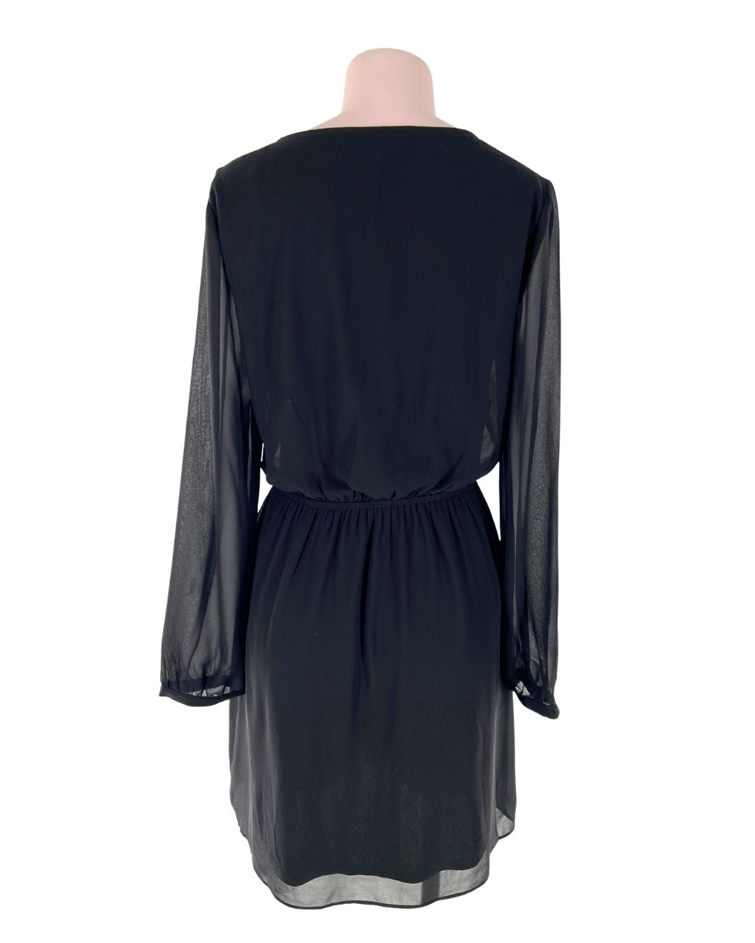 Vestido mangas traslucidas