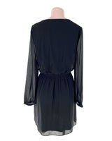 Vestido mangas traslucidas