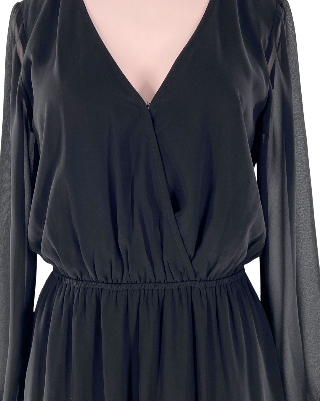 Vestido mangas traslucidas