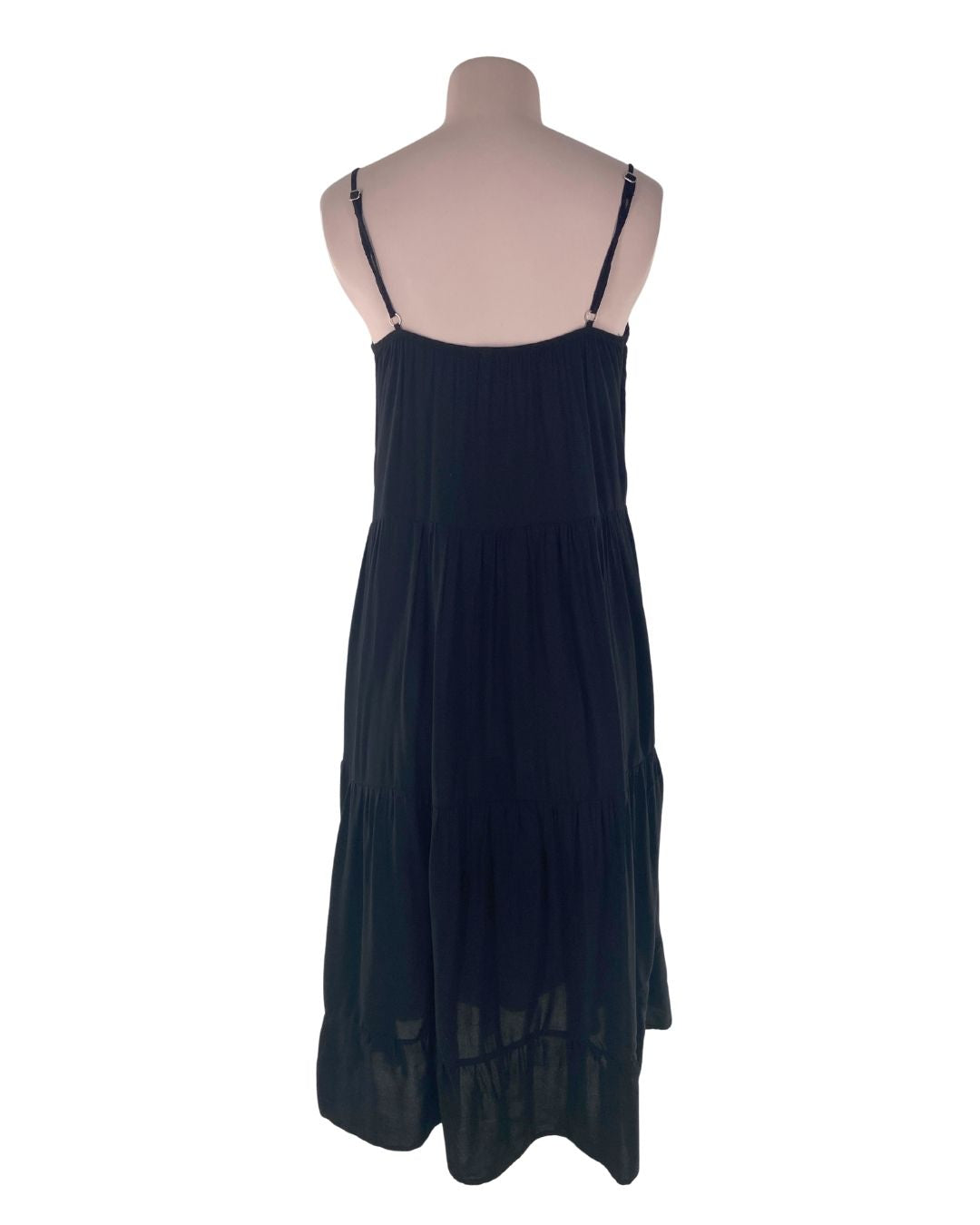 Vestido midi de tiras delgadas