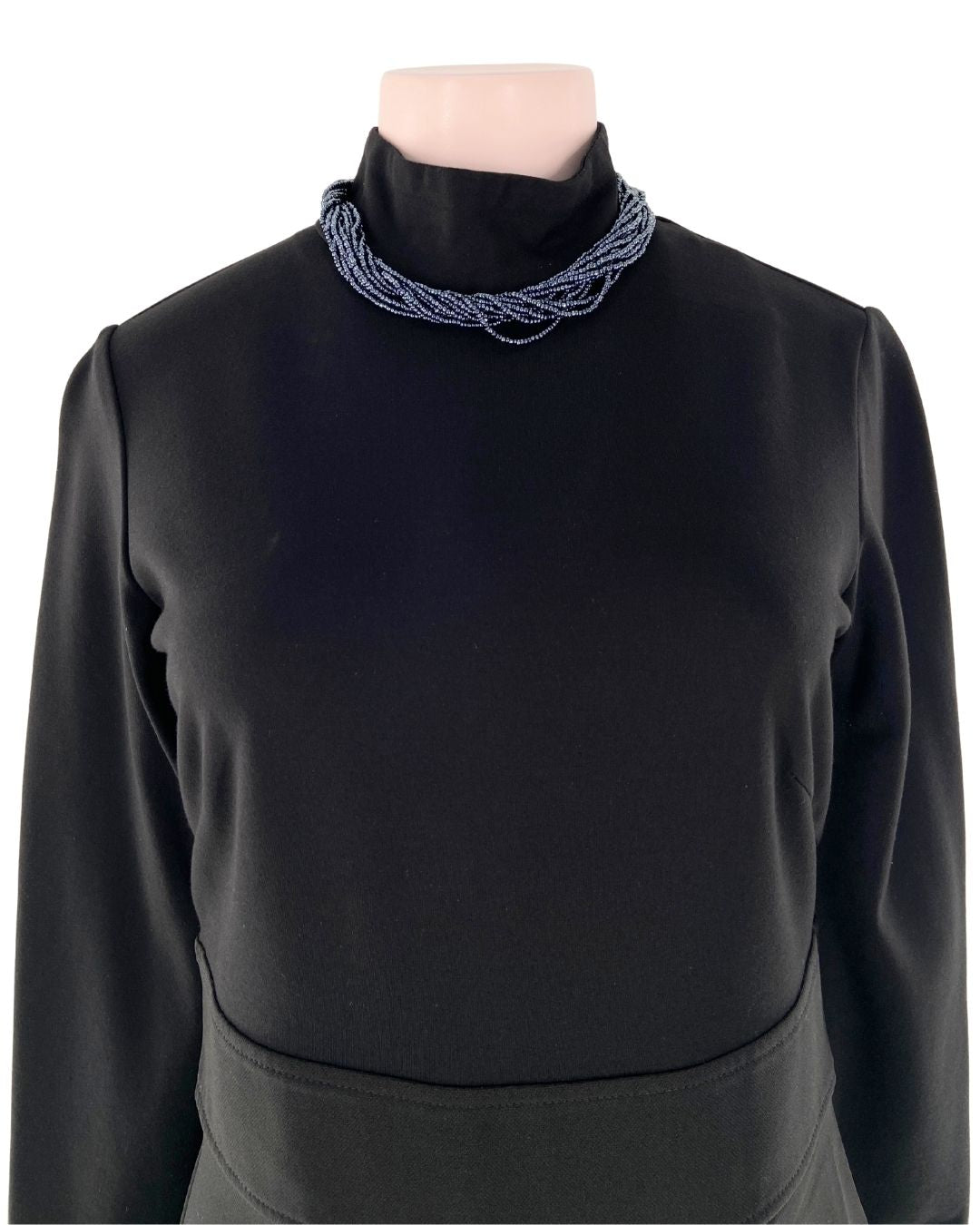 Collar entorchado en chaquiron