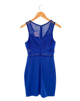 Vestido midi con encaje