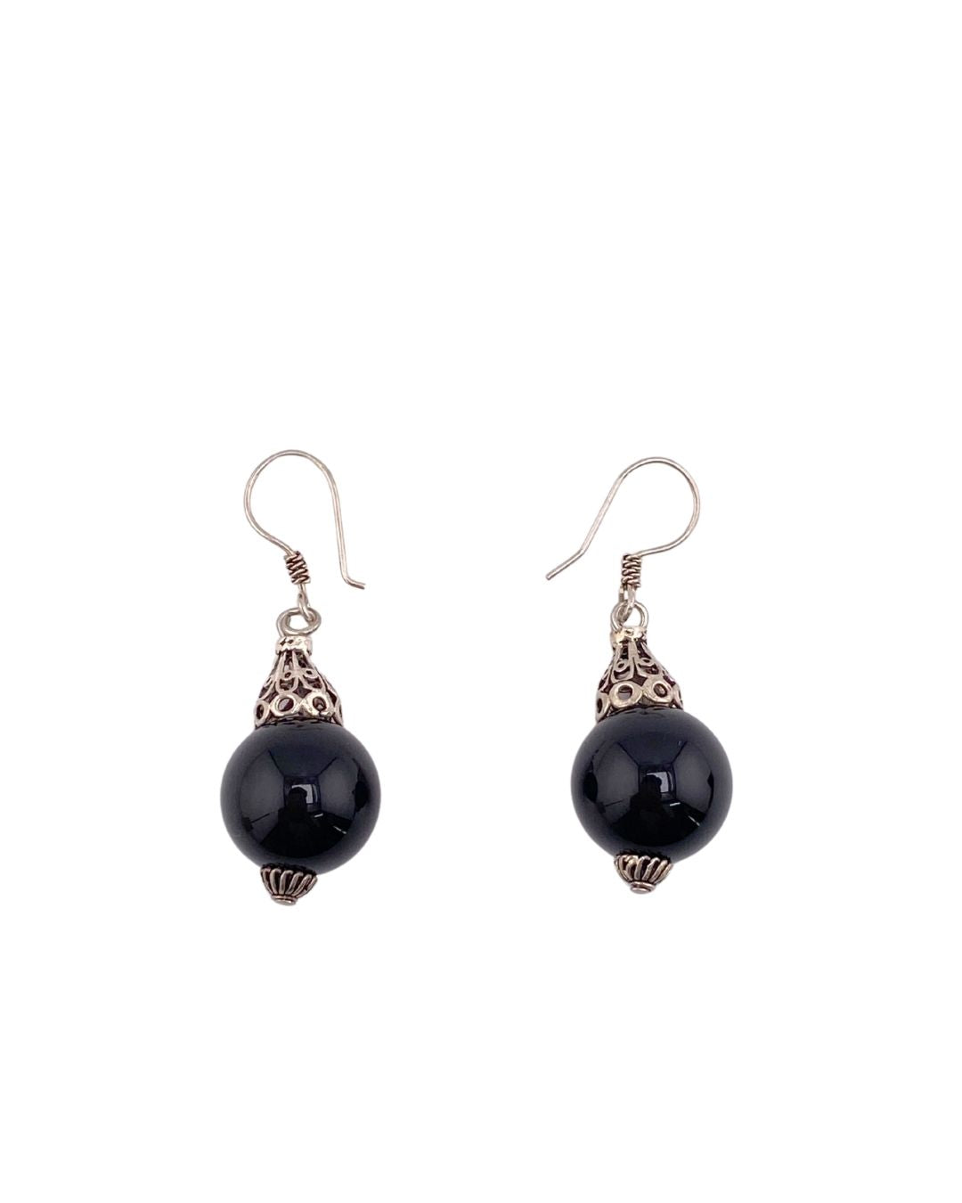 Aretes con cuenta redonda