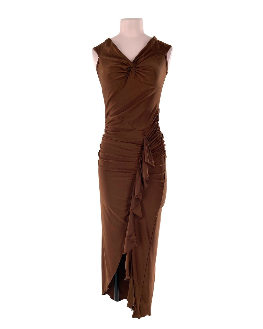 Maxi vestido licrado con vuelo
