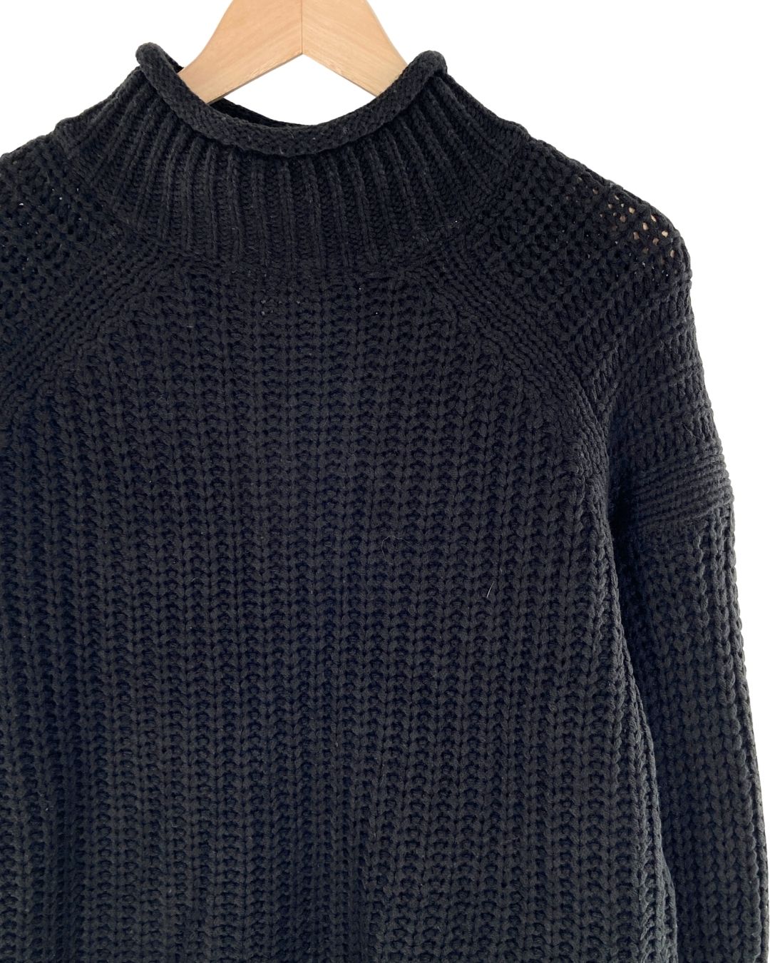 Saco tejido cuello alto