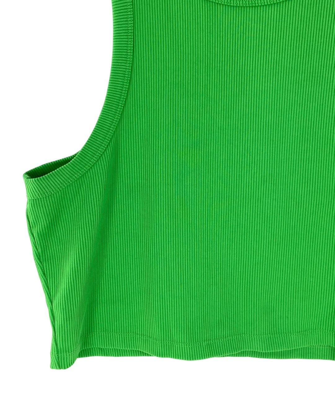 Blusa sleeveless en canale