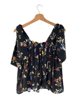 Blusa de tiras anchas anudadas