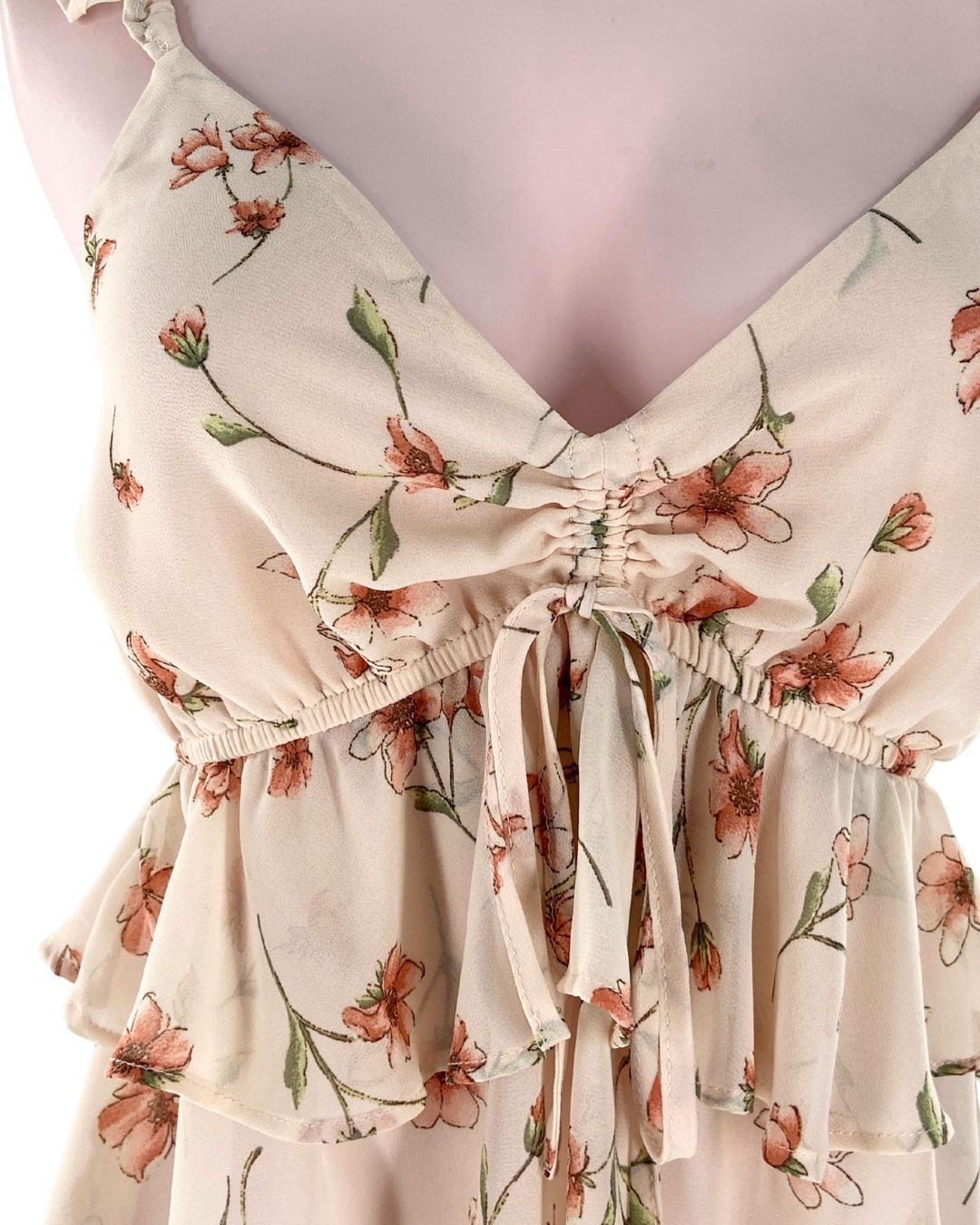 Blusa crop de tiras con vuelos