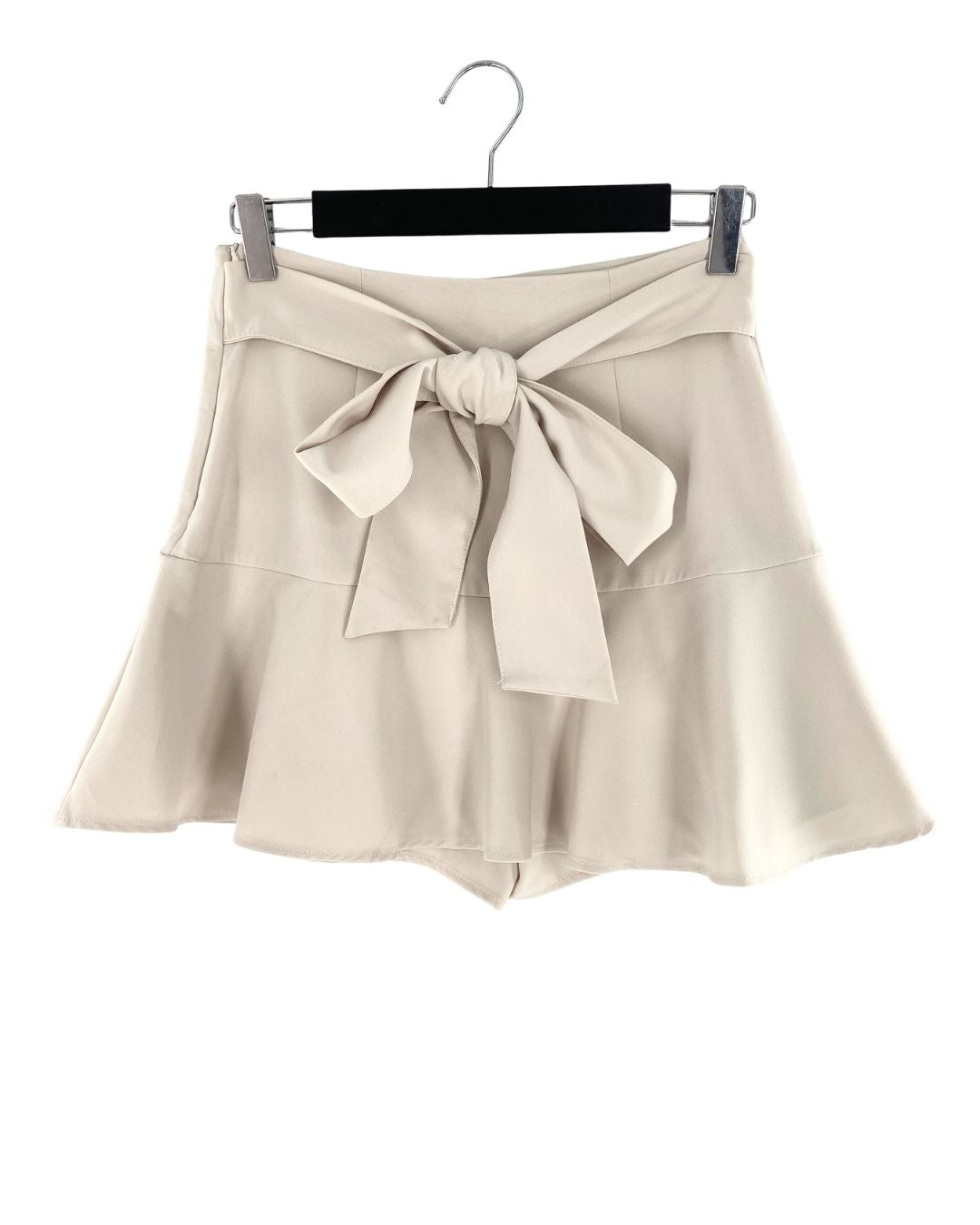 Skirt short anudado en cintura
