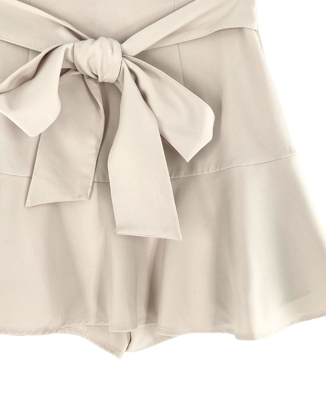 Skirt short anudado en cintura