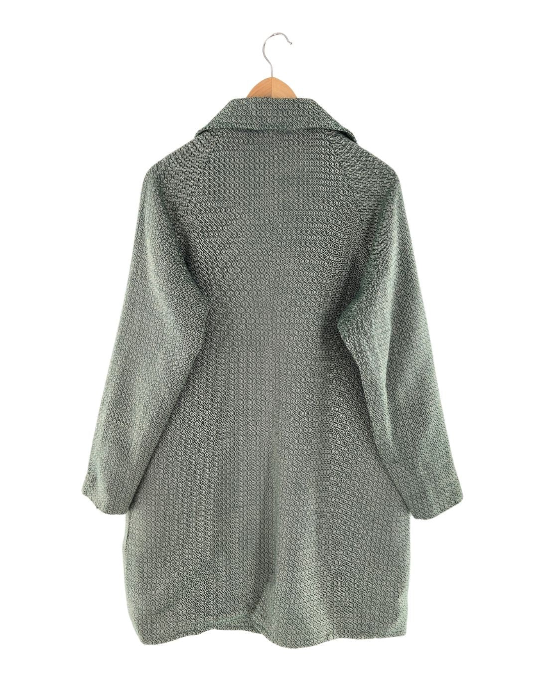 Abrigo long size abotonado