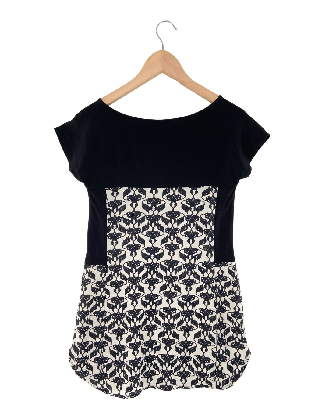 Vestido mini manga caida