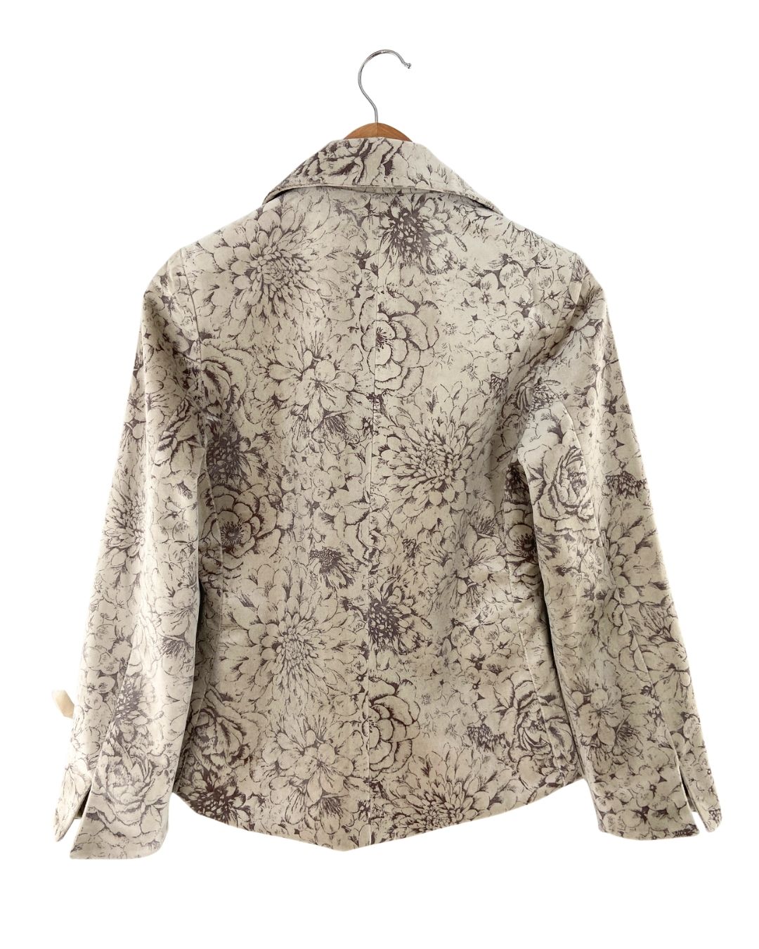 Blazer abotonado en velvet