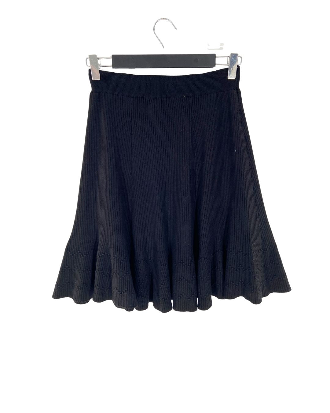 Falda tejida midi amplia