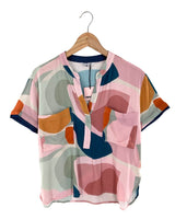 Camisa cuello en V con print