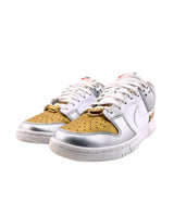 Tenis Dunk Low metalizados