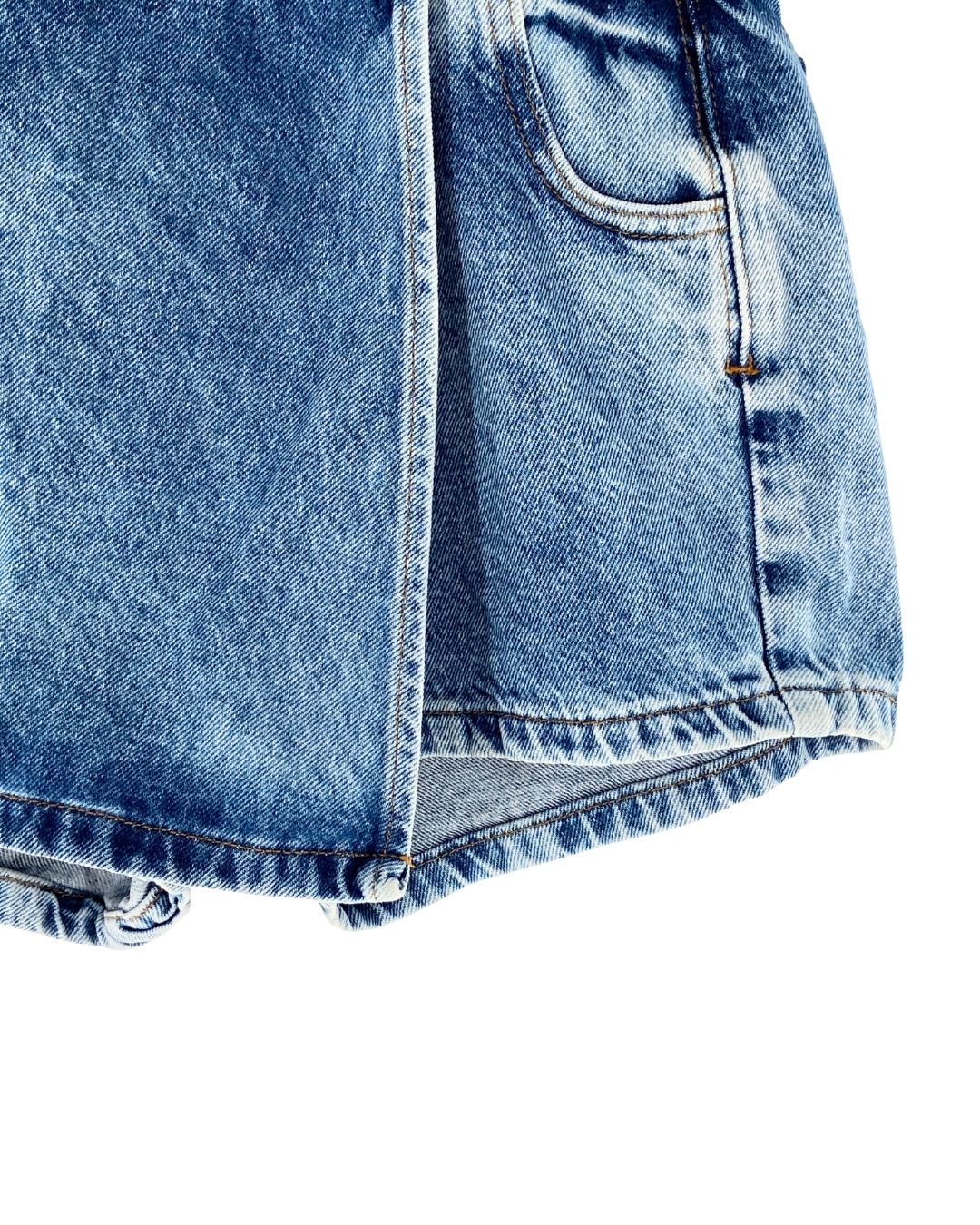 Skirt short en denim rigido