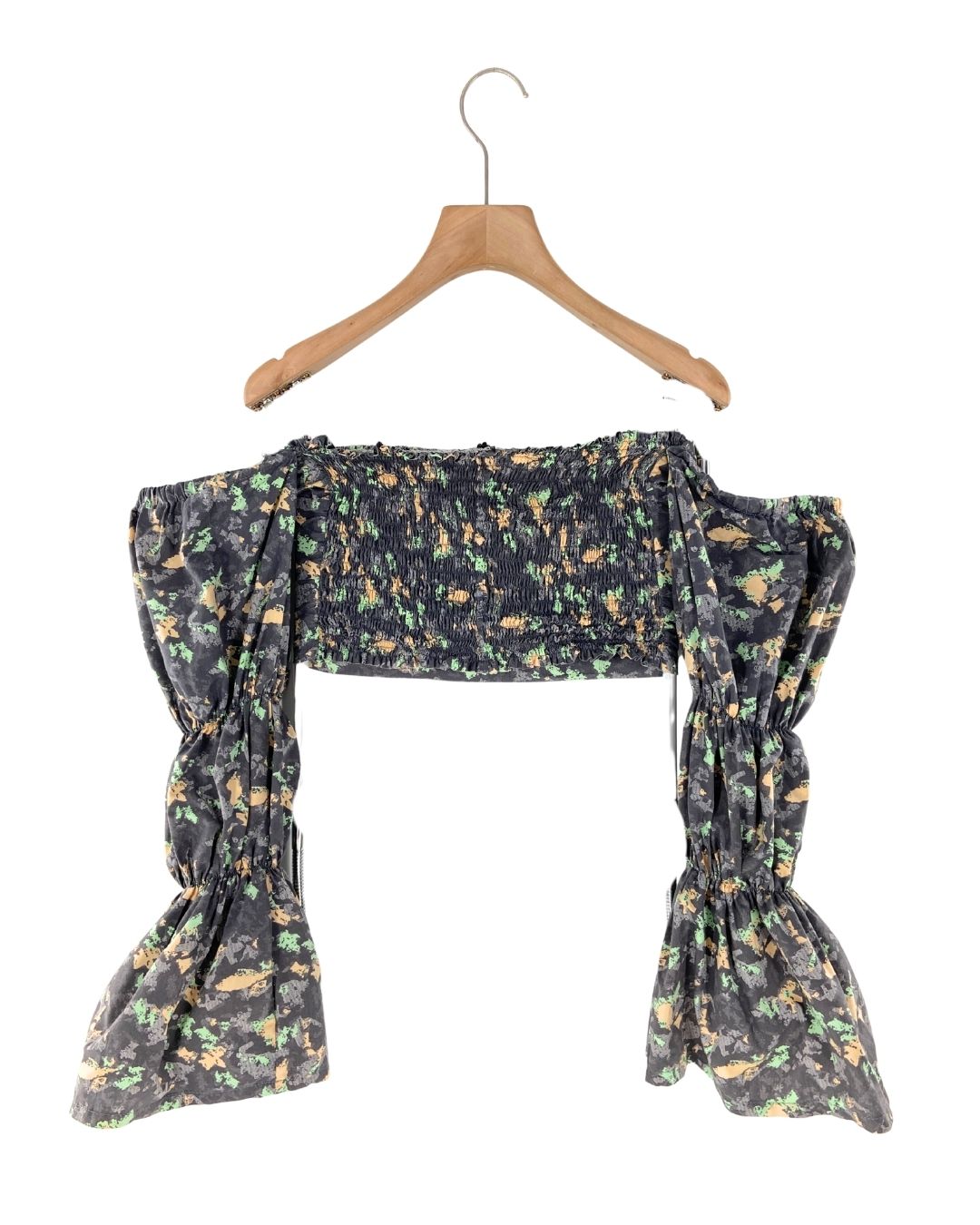 Crop top manga larga