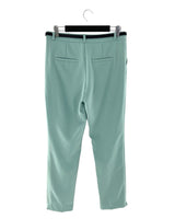 Pantalón suit con cinturón