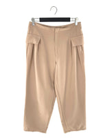 Pantalón suit con detalles