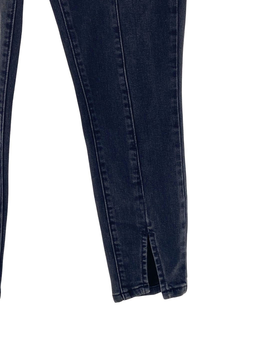 Skinny jean stretch