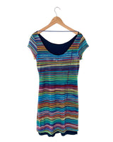 Vestido mini a franjas