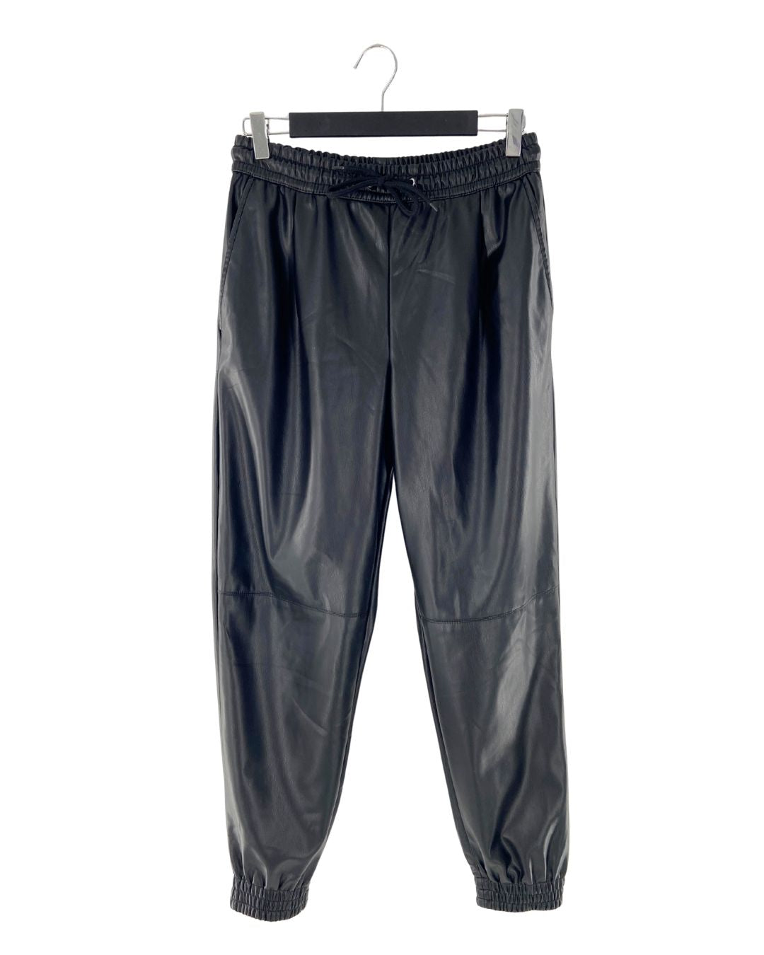 Pantalón efecto piel