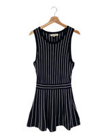 Vestido mini falda amplia