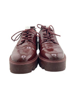 Loafers en charol con cordones